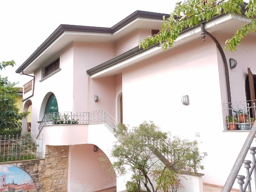 casa indipendente in vendita a Massarosa