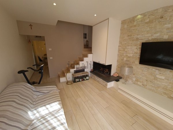 casa indipendente in vendita a Massarosa