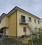 casa indipendente in vendita a Massarosa