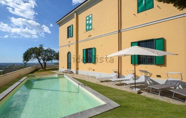 casa indipendente in vendita a Massarosa