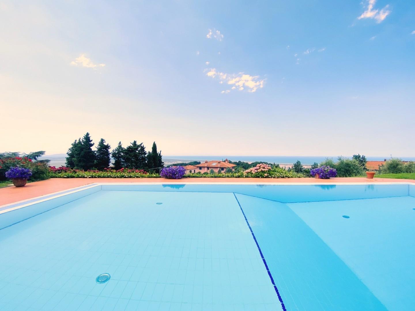 casa indipendente in vendita a Massarosa in zona Corsanico