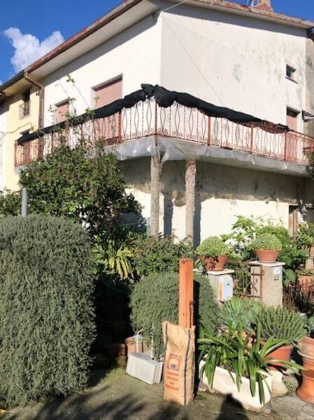 casa indipendente in vendita a Massarosa in zona Bozzano