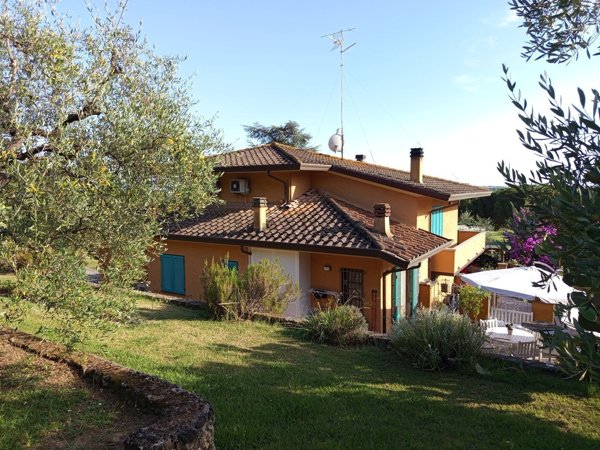 casa indipendente in vendita a Massarosa