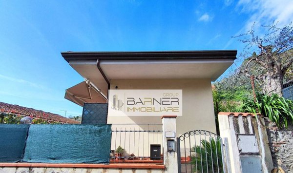 casa indipendente in vendita a Massarosa in zona Stiava