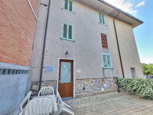 casa indipendente in vendita a Massarosa