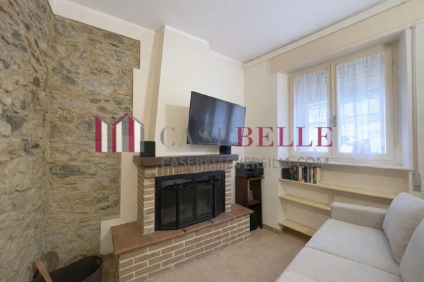 casa indipendente in vendita a Massarosa in zona Bargecchia