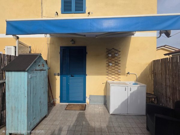 casa indipendente in vendita a Massarosa in zona Stiava
