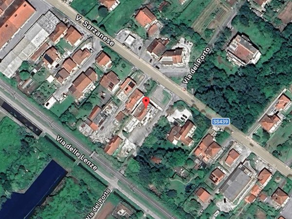 negozio in vendita a Massarosa