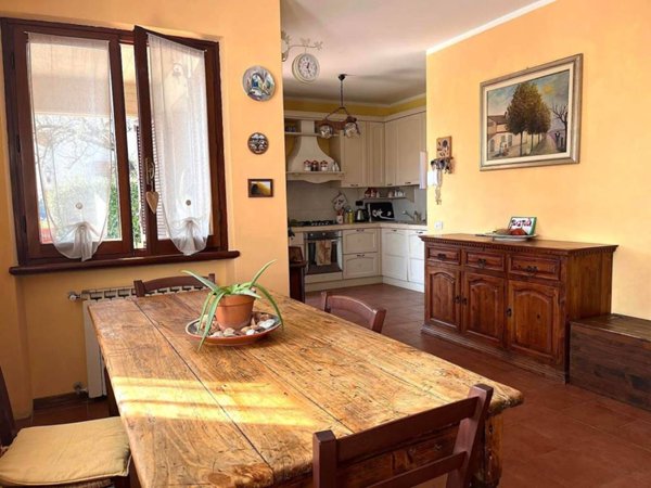 casa indipendente in vendita a Massarosa in zona Gualdo