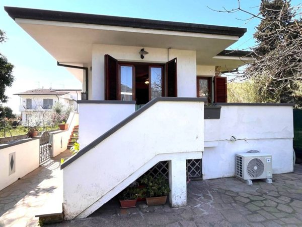 casa indipendente in vendita a Massarosa