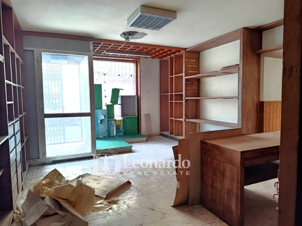 negozio in vendita a Massarosa