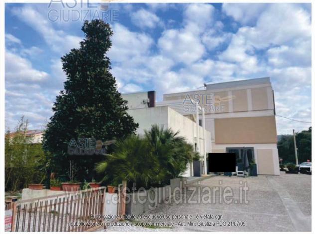 negozio in vendita a Massarosa in zona Bozzano