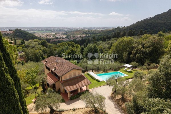 casa indipendente in vendita a Massarosa