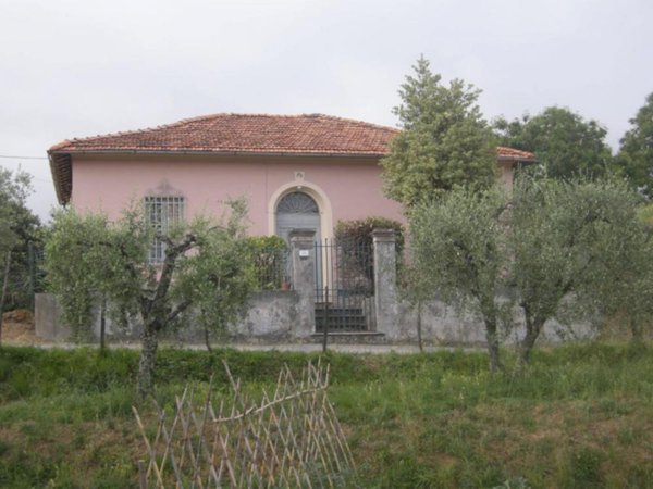 casa indipendente in vendita a Massarosa
