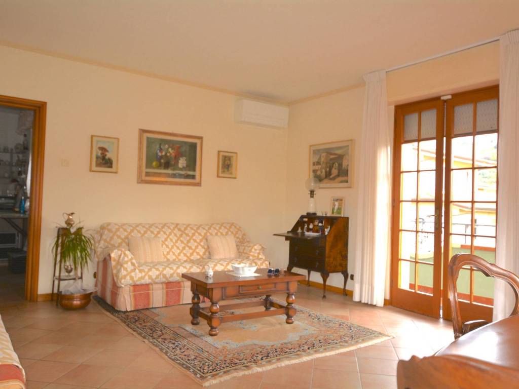 casa indipendente in vendita a Massarosa