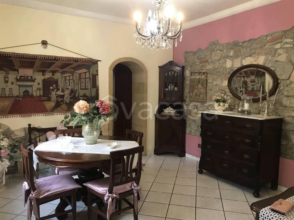 casa indipendente in vendita a Massarosa in zona Bozzano