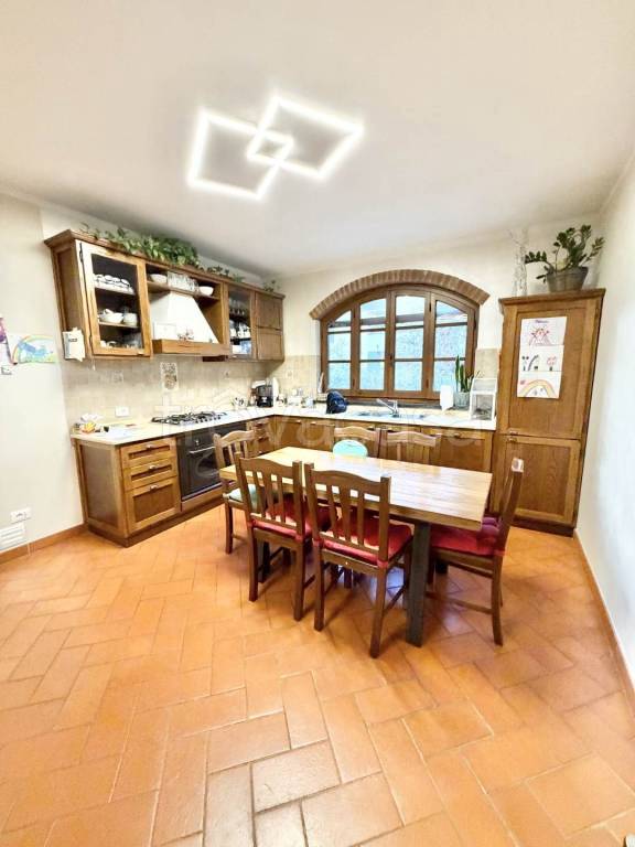 casa indipendente in vendita a Massarosa in zona Bozzano