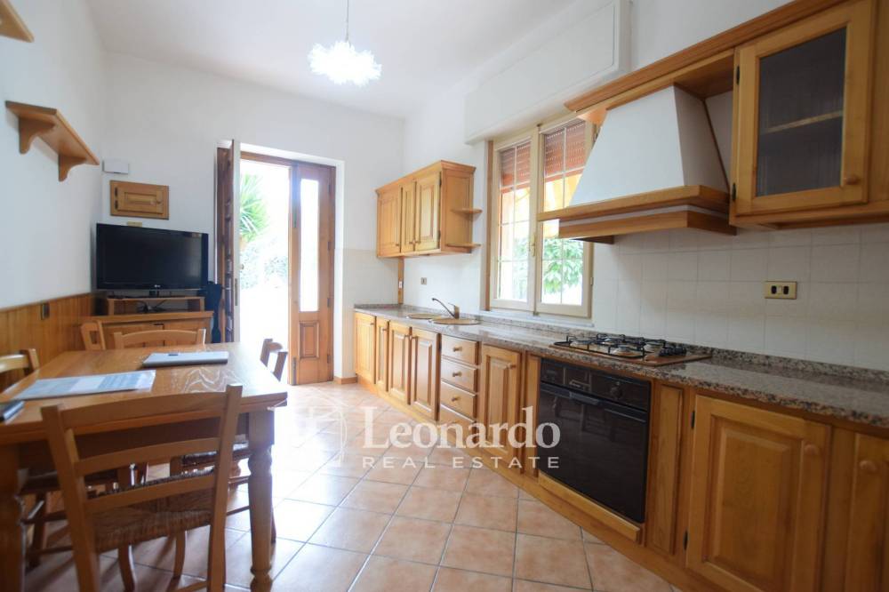 casa indipendente in vendita a Massarosa in zona Bargecchia