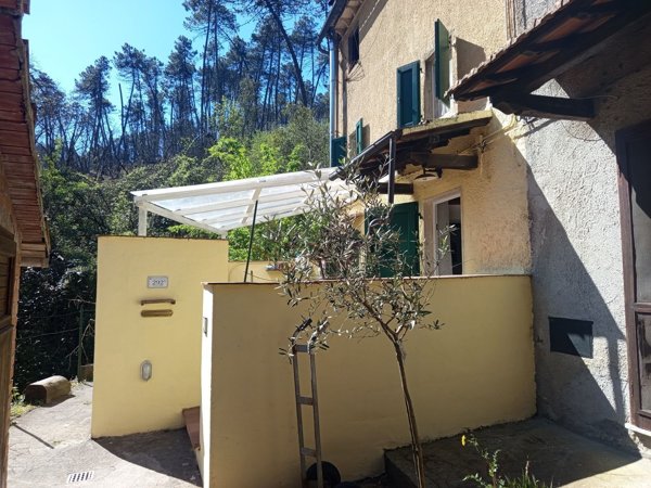 casa indipendente in vendita a Massarosa