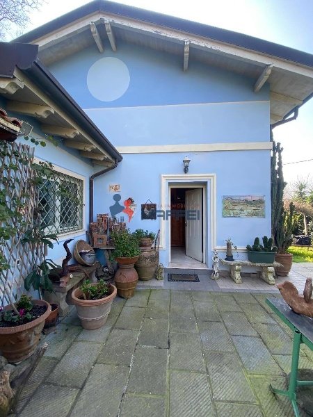 casa indipendente in vendita a Massarosa
