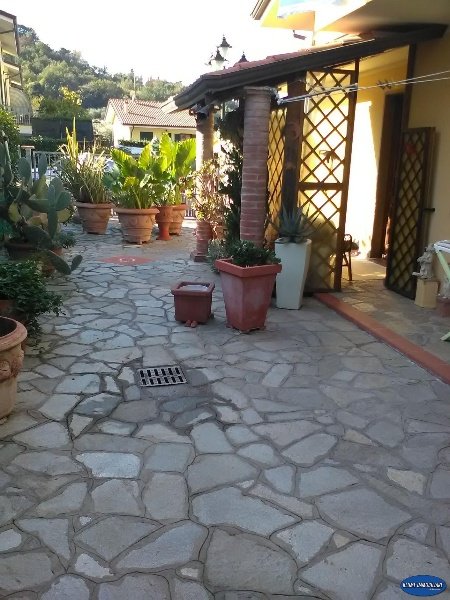 casa indipendente in vendita a Massarosa in zona Massaciuccoli