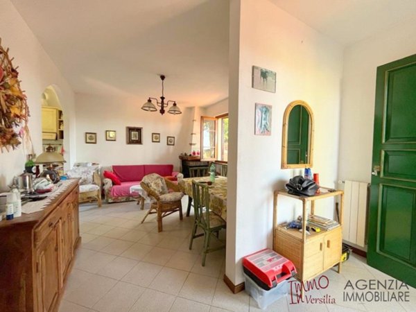 casa indipendente in vendita a Massarosa in zona Gualdo