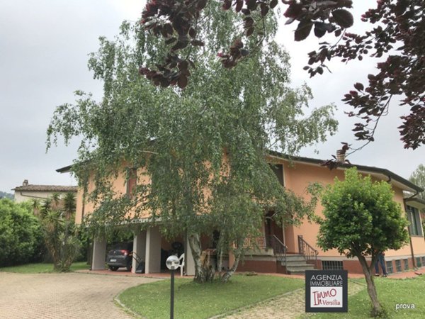casa indipendente in vendita a Massarosa in zona Stiava
