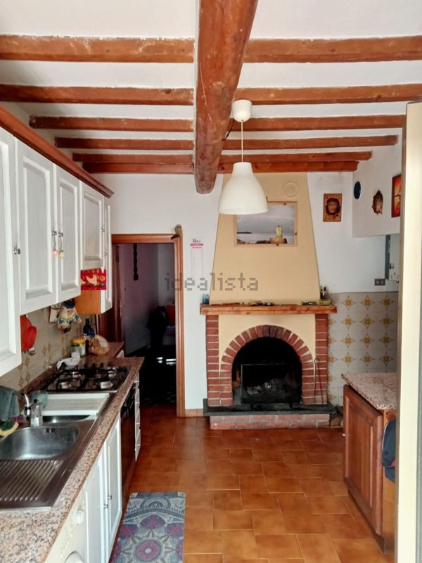 casa indipendente in vendita a Massarosa in zona Quiesa