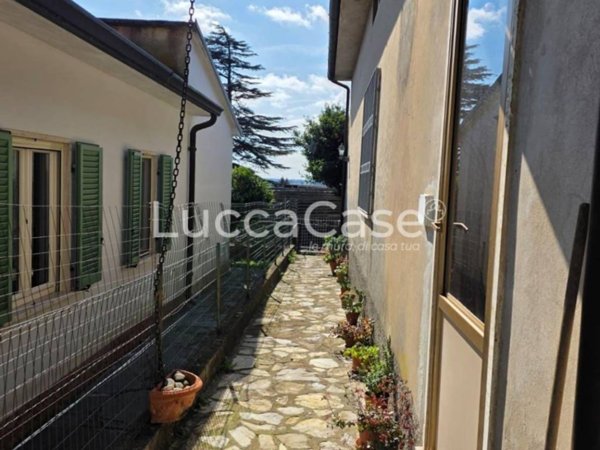 casa indipendente in vendita a Massarosa in zona Massaciuccoli