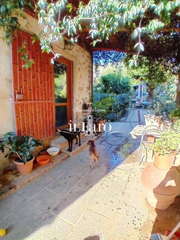 casa indipendente in vendita a Massarosa in zona Bozzano