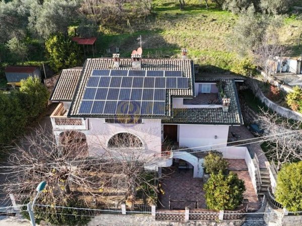 casa indipendente in vendita a Massarosa in zona Bargecchia