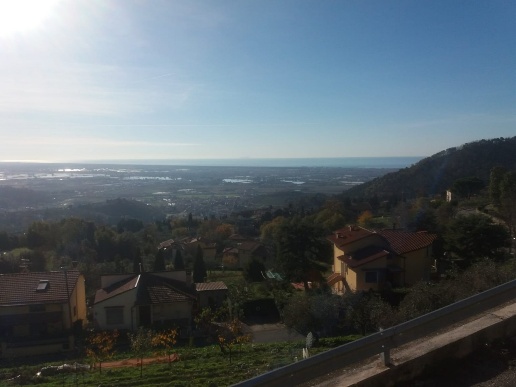 casa indipendente in vendita a Massarosa in zona Corsanico