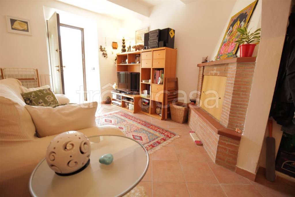 casa indipendente in vendita a Massarosa in zona Bozzano