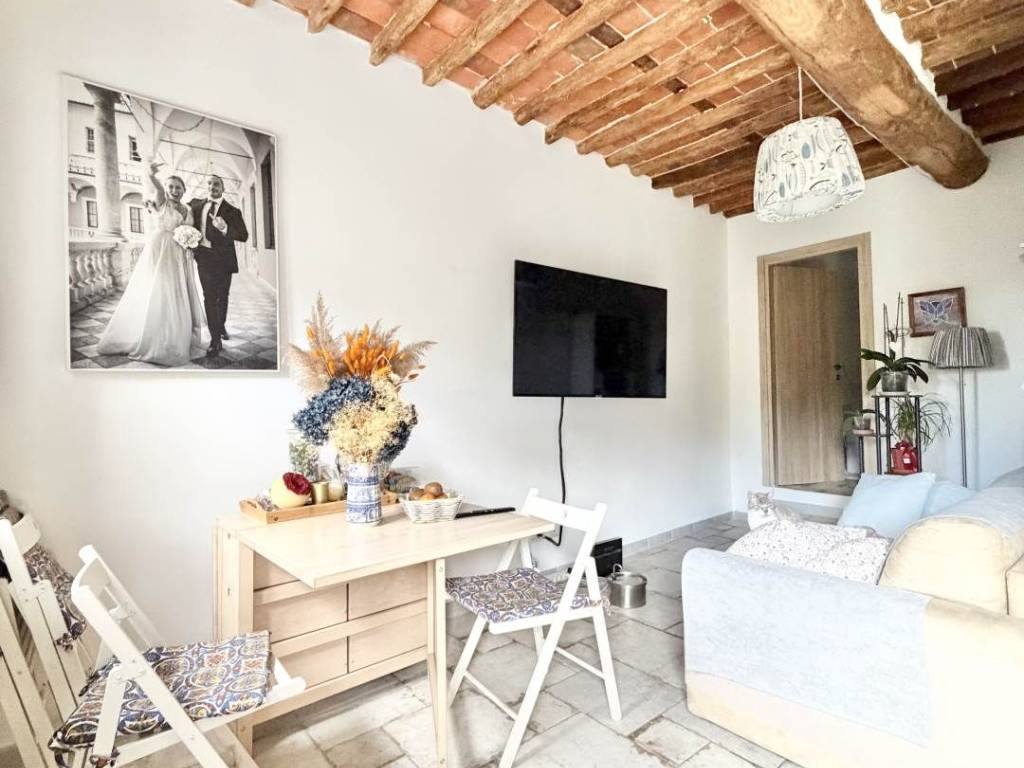 casa indipendente in vendita a Massarosa in zona Quiesa