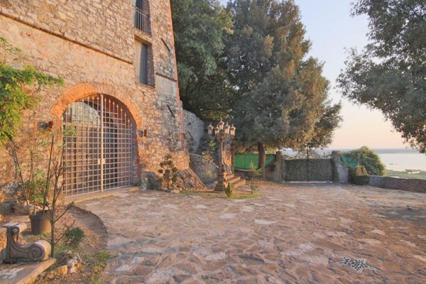 casa indipendente in vendita a Massarosa in zona Massaciuccoli