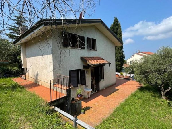 casa indipendente in vendita a Massarosa in zona Gualdo