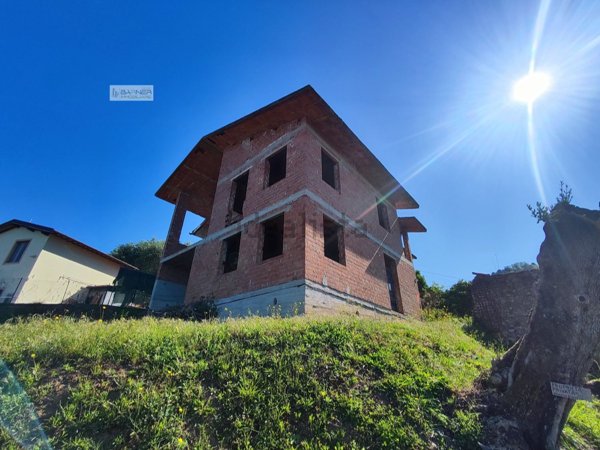 casa indipendente in vendita a Massarosa in zona Piano di Mommio