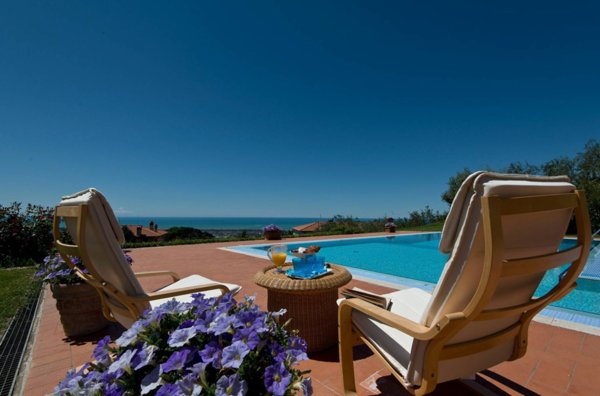 casa indipendente in vendita a Massarosa