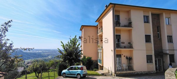 appartamento in vendita a Massarosa in zona Piano di Conca