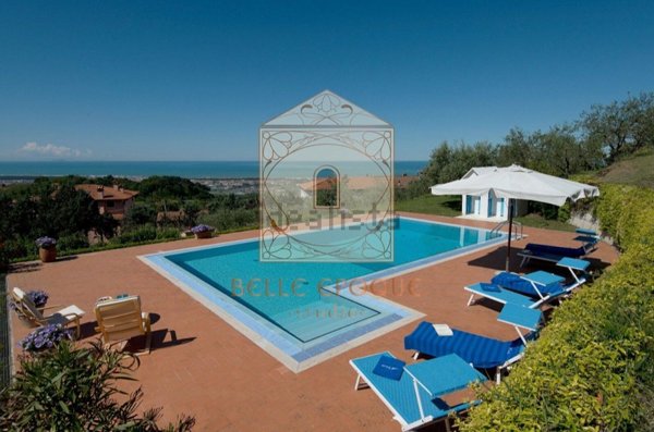casa indipendente in vendita a Massarosa in zona Massaciuccoli