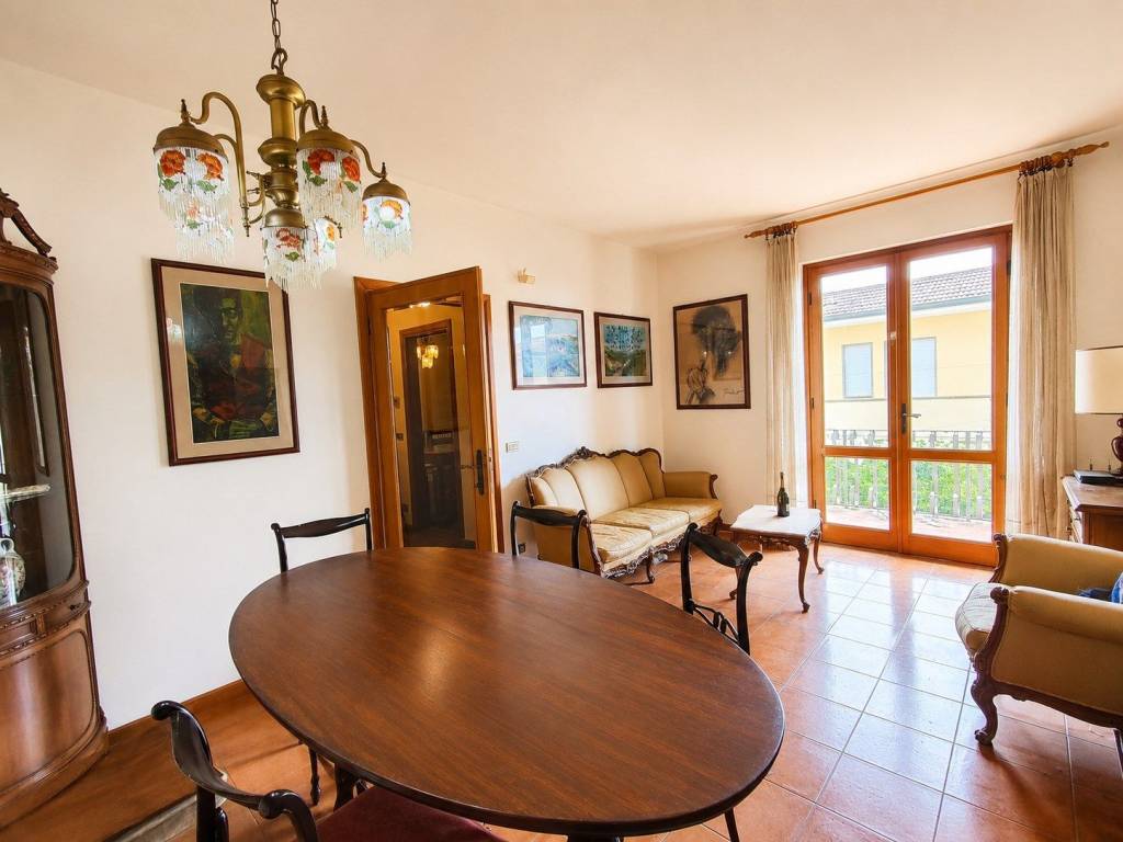 casa indipendente in vendita a Massarosa in zona Corsanico