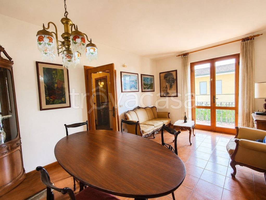 casa indipendente in vendita a Massarosa in zona Corsanico