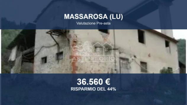 locale commerciale in vendita a Massarosa in zona Bozzano