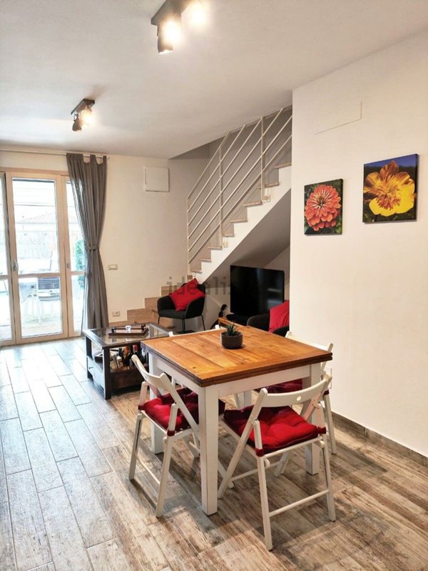 casa indipendente in vendita a Massarosa in zona Piano di Conca
