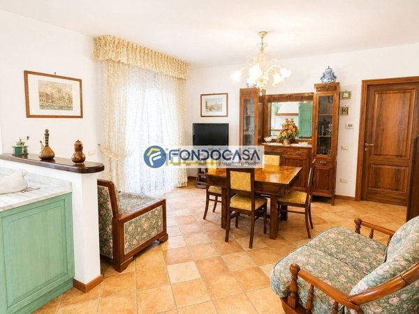 appartamento in vendita a Massarosa in zona Bozzano