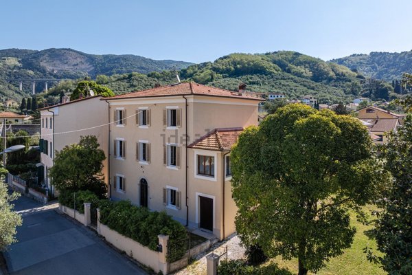 casa indipendente in vendita a Massarosa in zona Quiesa
