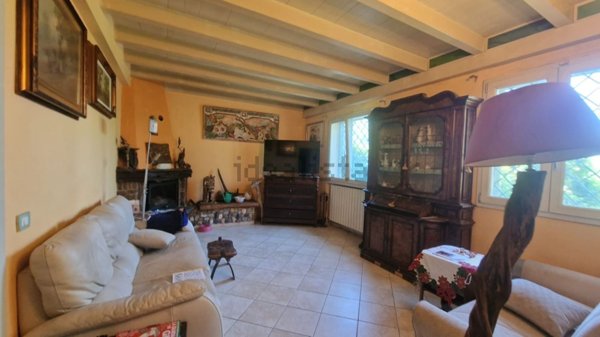 casa indipendente in vendita a Massarosa