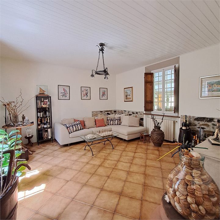 casa indipendente in vendita a Massarosa