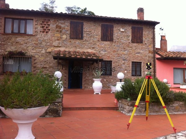 casa indipendente in vendita a Massarosa in zona Bargecchia