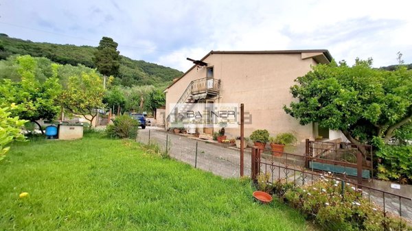 casa indipendente in vendita a Massarosa in zona Massaciuccoli